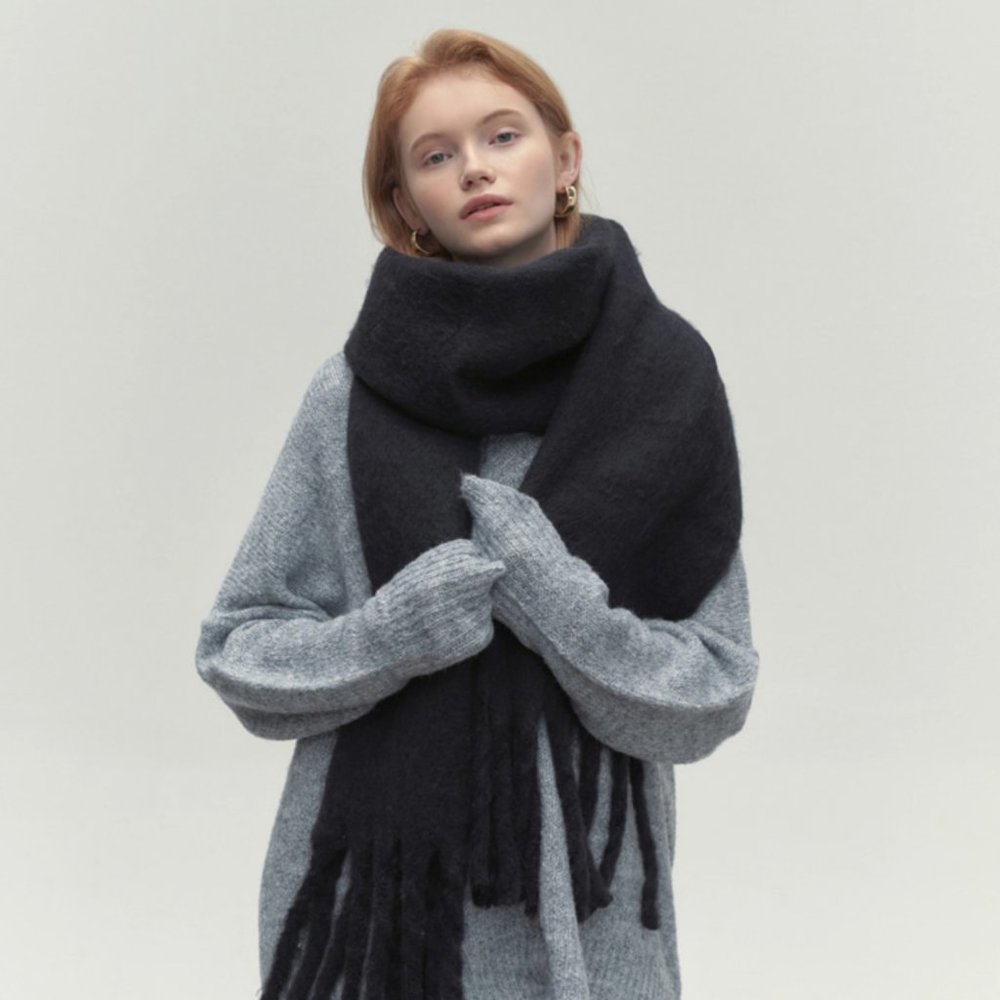Thick Oversized Scarf by LOEIL (Korea)